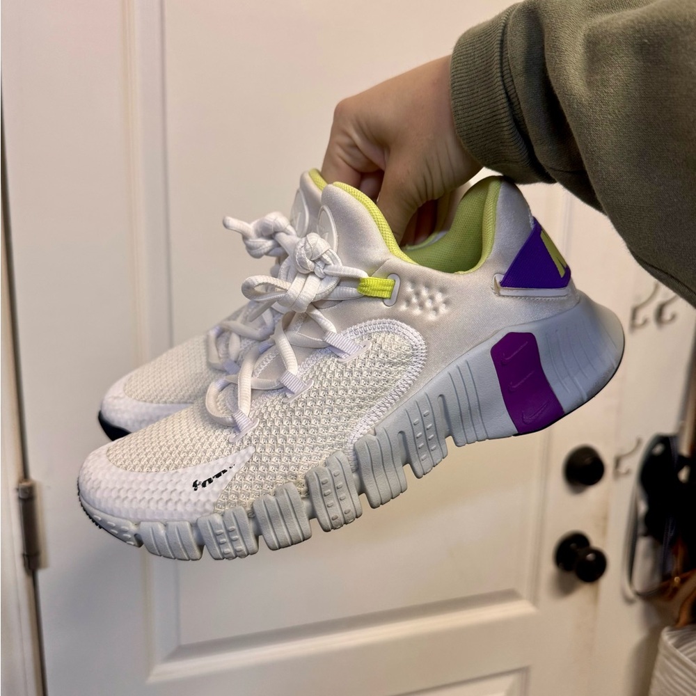 Women’s Nike metcons - size 8.5